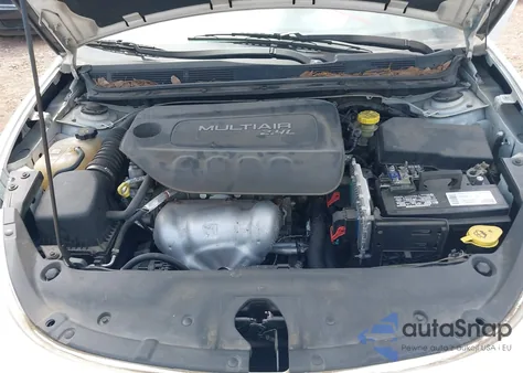 2015 Dodge Dart Sxt z USA, uszkodzony, nr VIN 1C3CDFBB9FD158524